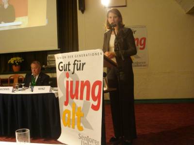 Dr. Saskia Ludwig MdL (Landesvorsitzende der CDU Brandenburg, Vorsitzende der CDU Fraktion im Landtag Brandenburg) w�hrend ihrer Rede.